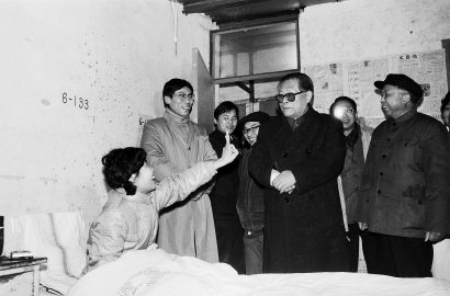 追忆江泽民同志在上海的日子