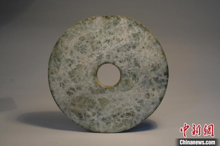良渚玉器鸟立高台图符是啥意思？