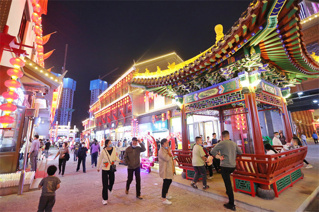 泰安老街、爱琴海。陈阳摄