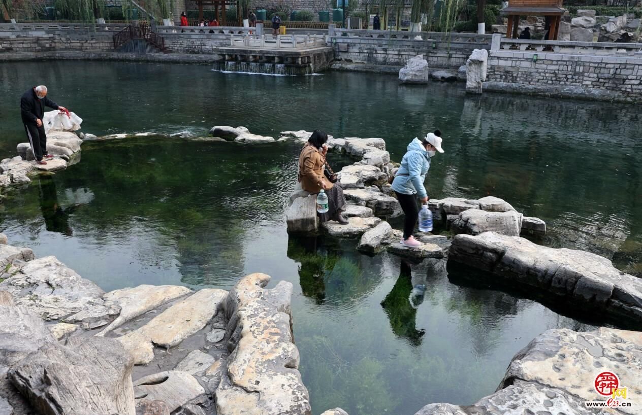 济南仲冬暖如春 群泉欢歌好风景