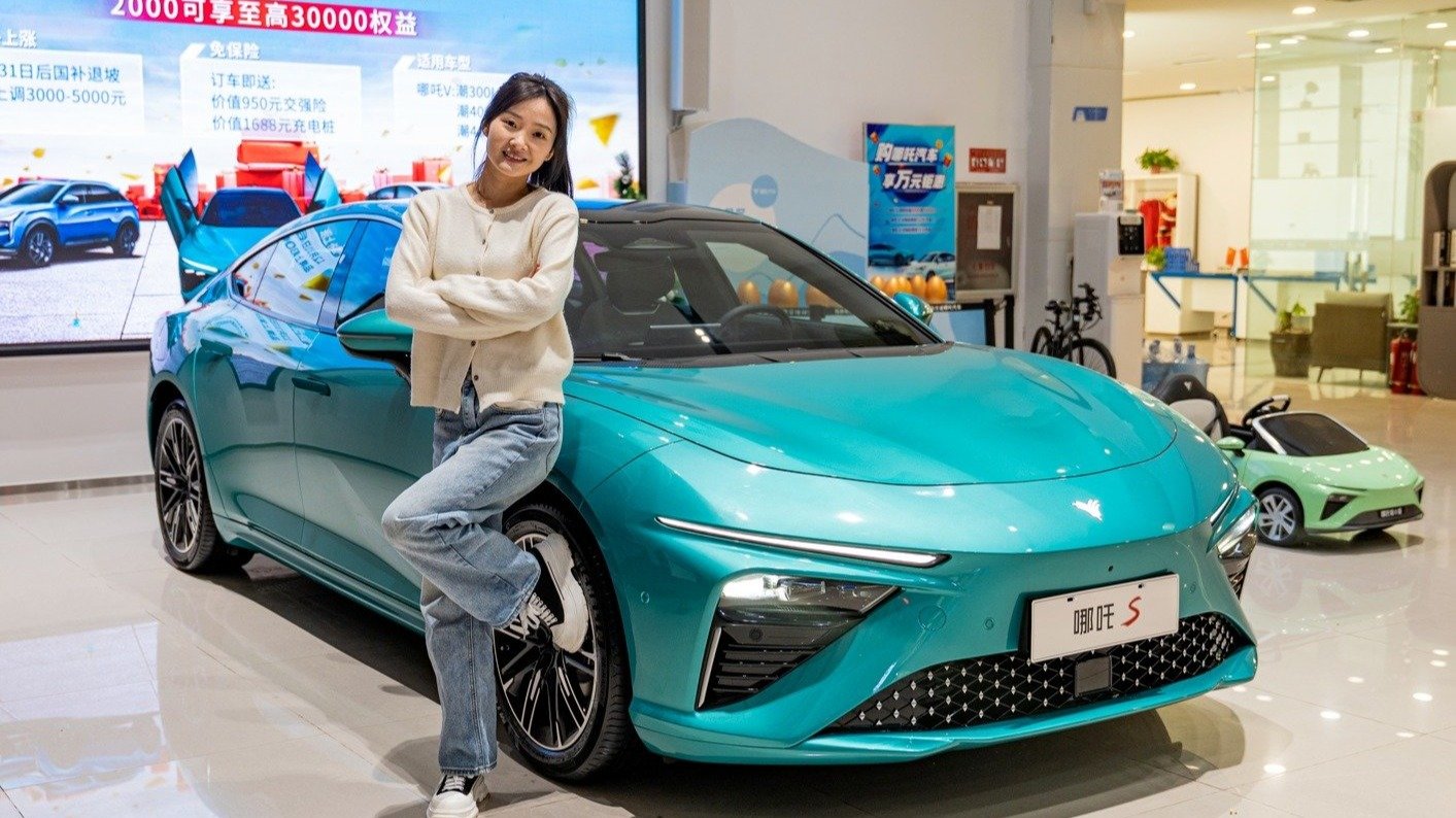 一箱油跑1000km？20万的电动车都这么卷了，燃油车是真的没希望了