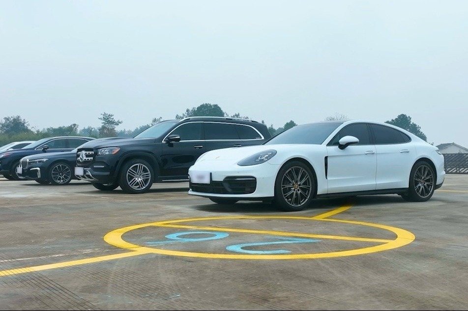 六大车型扭转刚度测试，比亚迪海豹表现比百万豪车还强？