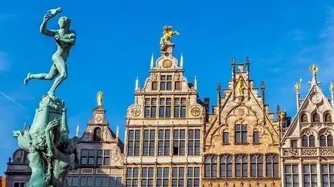 见证欧洲巅峰之战欧冠直播全程直击强强碰撞细腻解说带你深度沉浸赛场激情