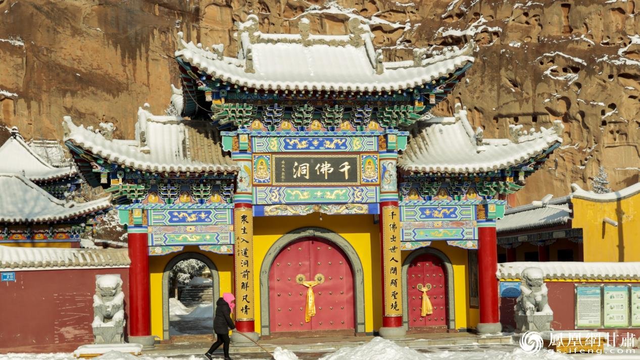 千佛洞是一座典型的汉传佛教寺院，也是马蹄寺石窟群的重要组成部分。吴学珍供图