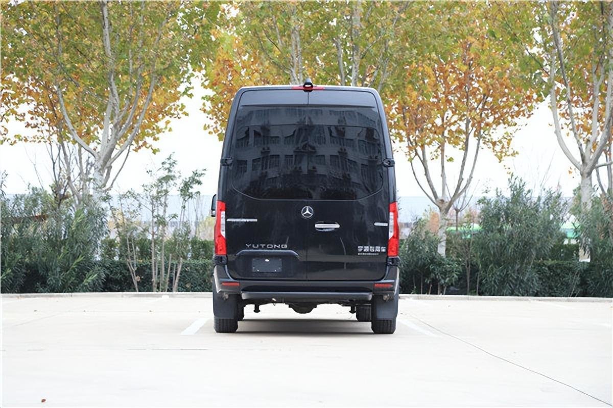 新款进口奔驰斯宾特柴油30t豪华商务车