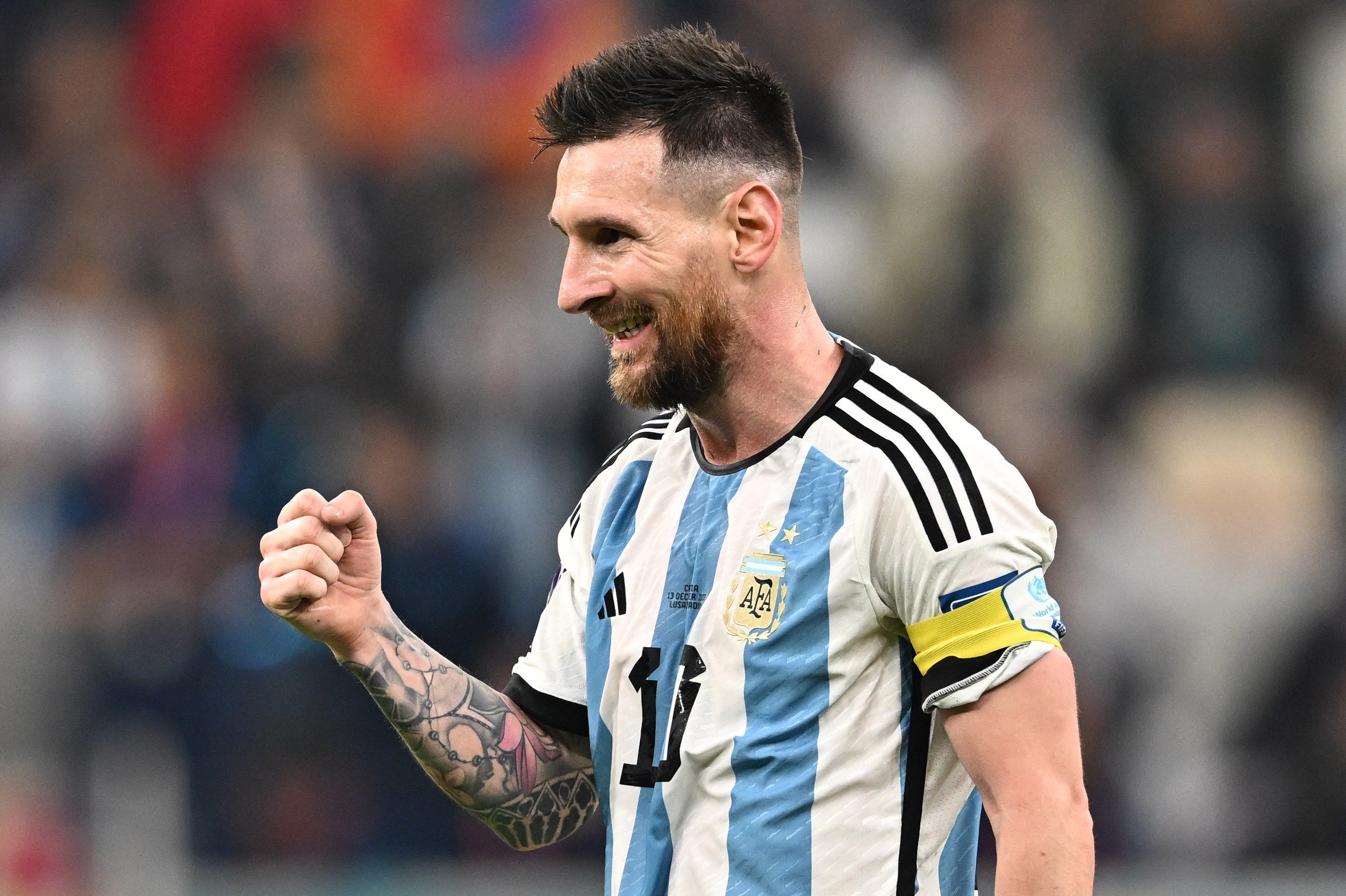 世界杯·手机壁纸分享：阿根廷（1）潘帕斯雄鹰请载着最后一舞的梅西尽情高飞吧 - 哔哩哔哩