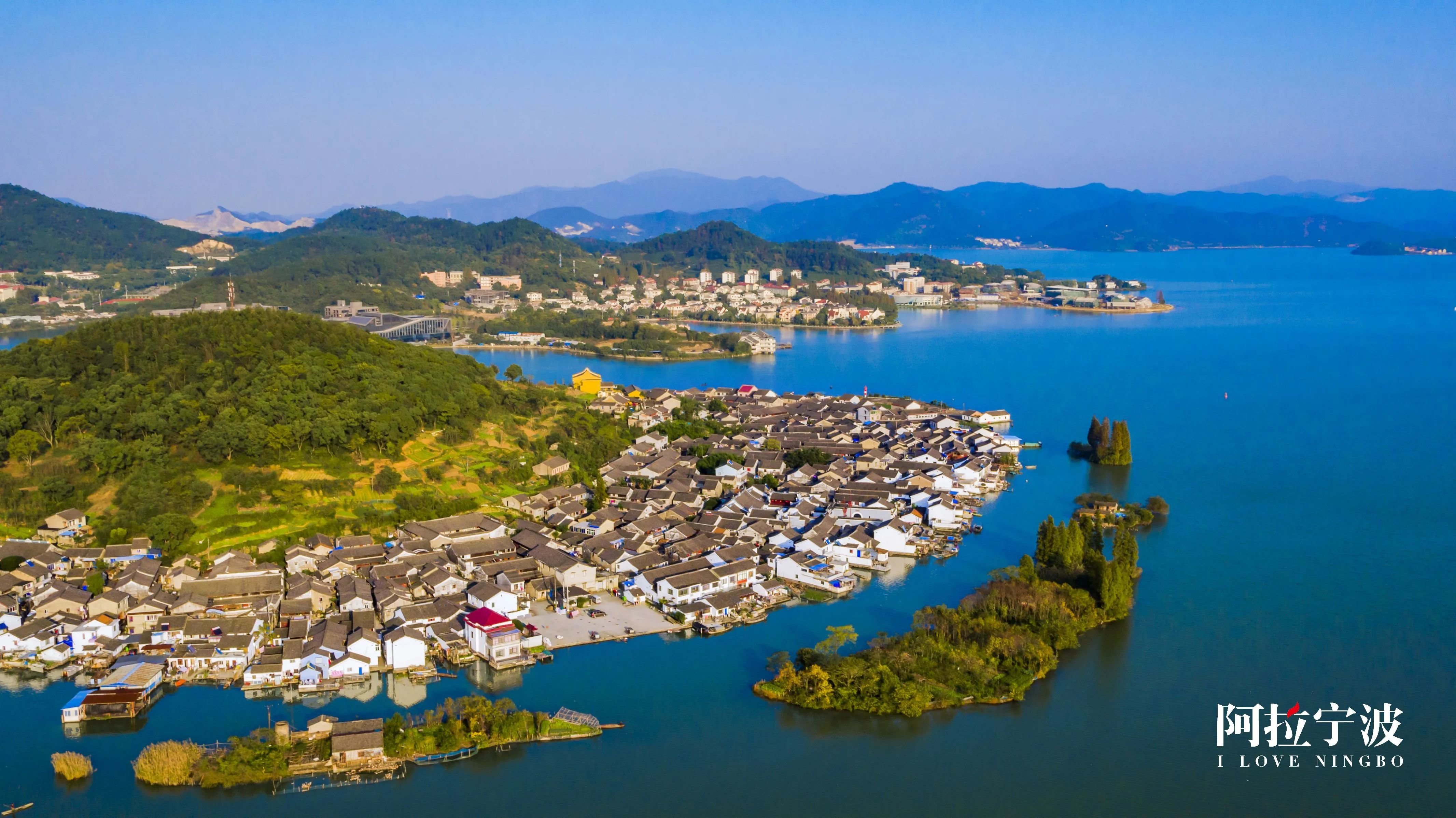 路线分为"太白问道"和"钱湖秘境"两大主题,串联起灵佑庙,忠应庙,安