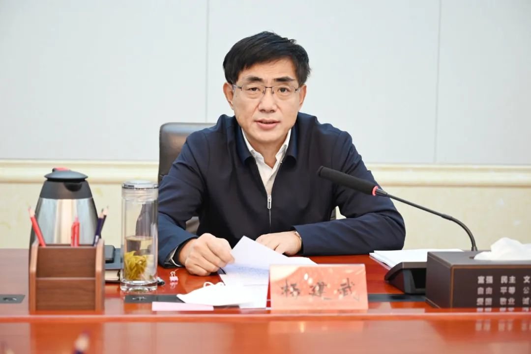 杨建武:以用为本任其所长 坚定不移走好人才强市之路凤凰网甘肃_凤凰网