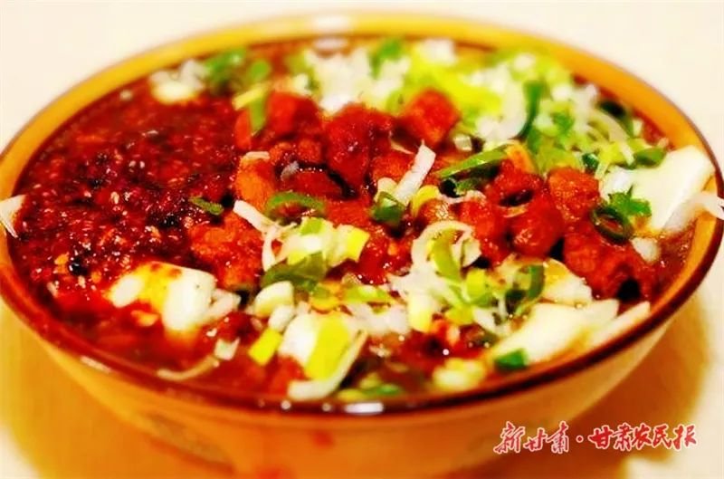一碗美味诱人荤扁食