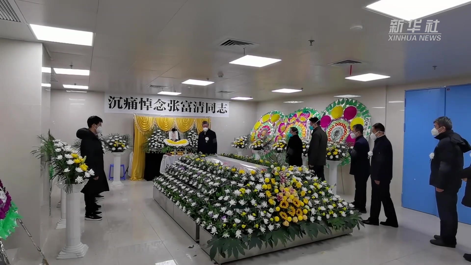 张富清在武汉逝世 医院举行简短告别仪式_凤凰网视频_凤凰网
