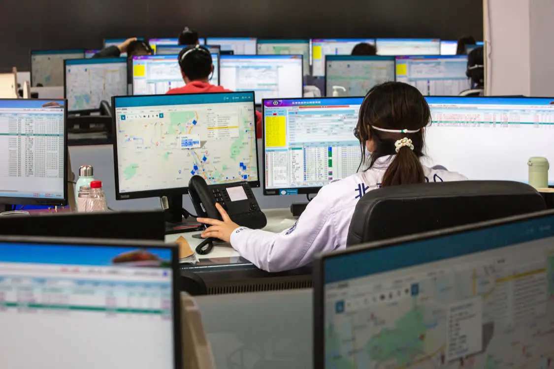 凤凰早报|各地可探索实行弹性休假;多驻外使馆调整赴华防控措施