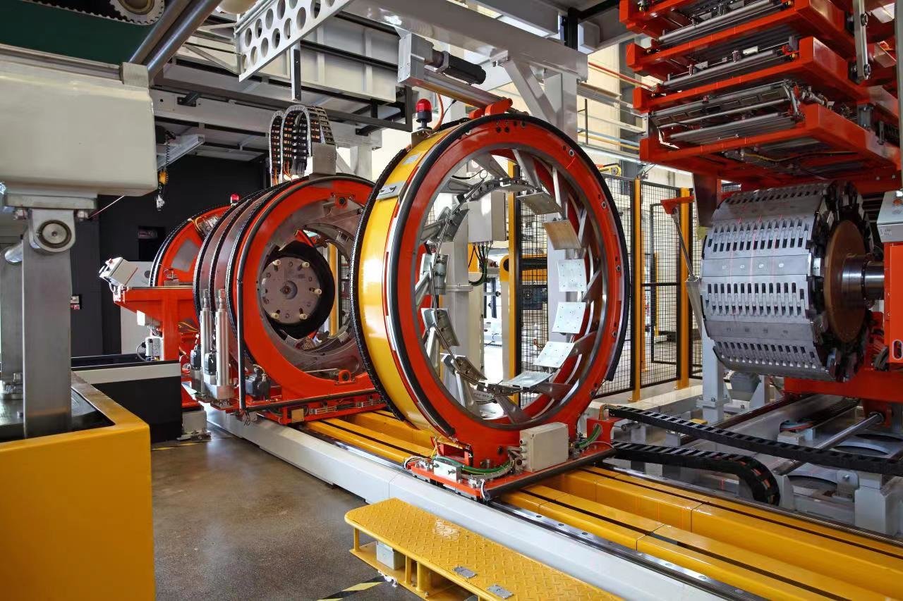 青岛市人大代表官炳政：进一步支持传统高端装备制造业产业升级