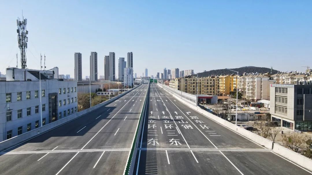城东大道高架快速路和和平路隧道,今天通车! ——凤凰网房产徐州