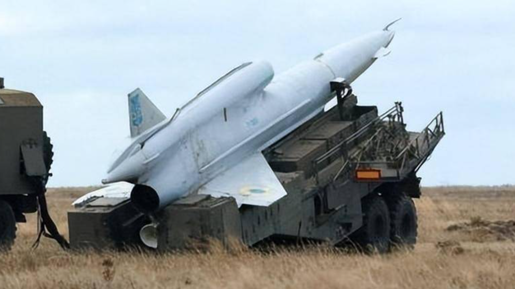俄国防部：1架乌无人机接近俄恩格斯军用机场被击落