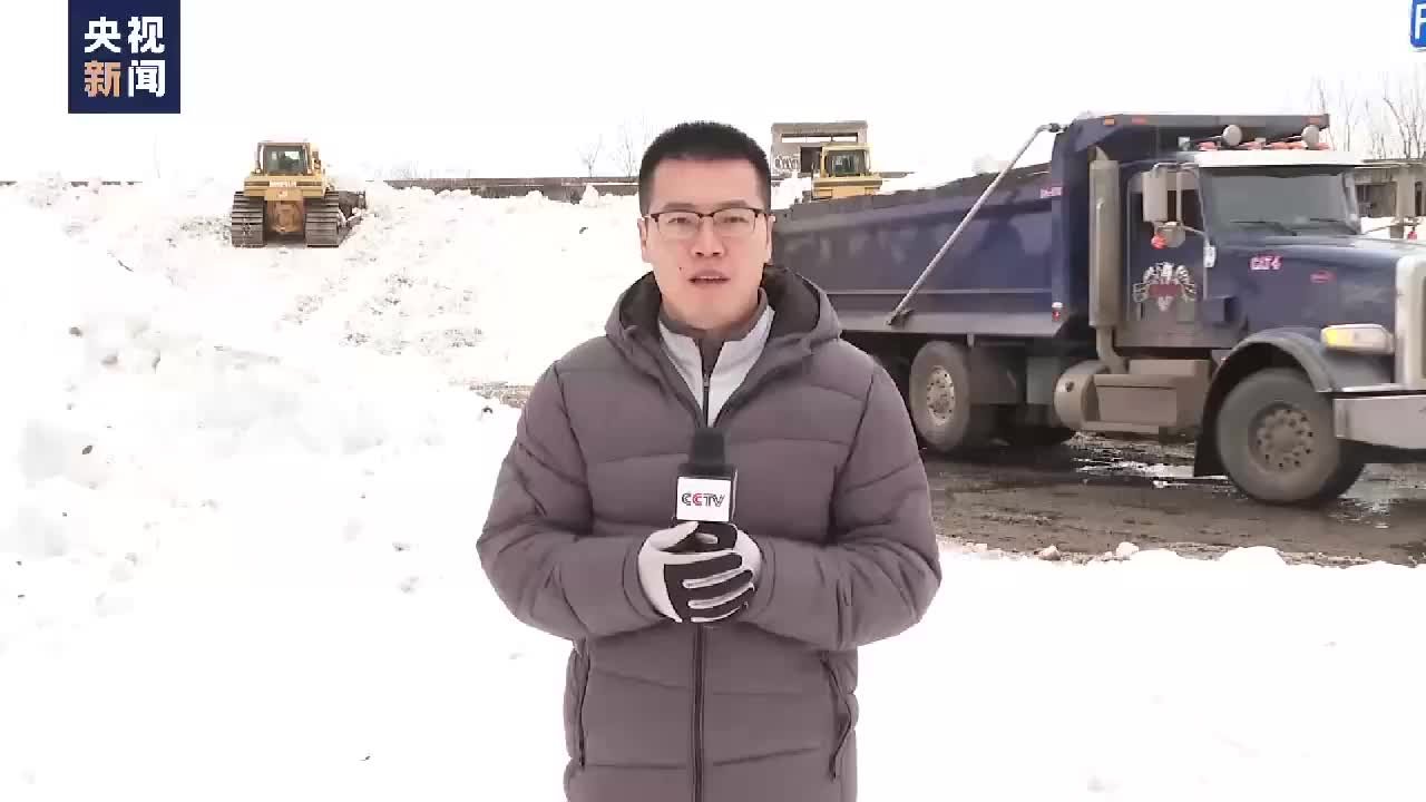 美冬季风暴重灾区布法罗积雪成灾，政府应对缓慢引民众不满