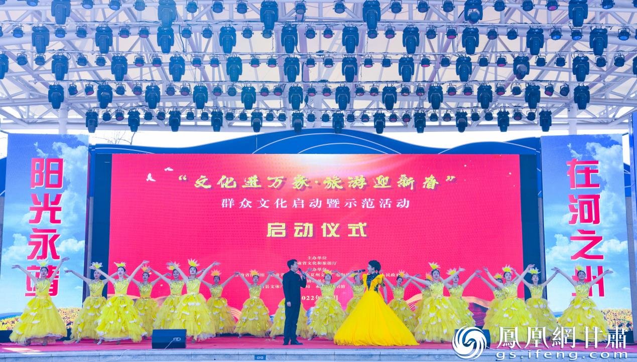 文艺演出精彩纷呈 王鹏飞 摄