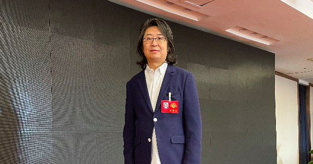 青岛市政协委员郭强：建立健全科学规范的中小学书法教育体系
