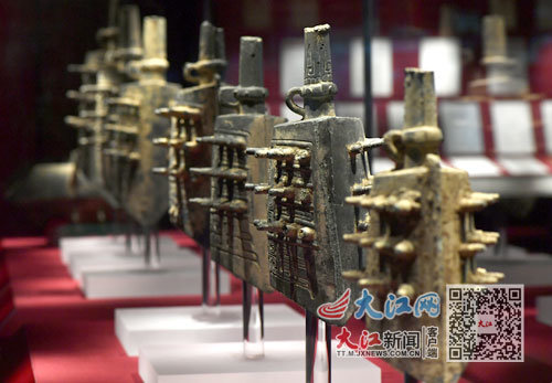 展出的西周青铜编钟 信息日报全媒体记者王祺摄