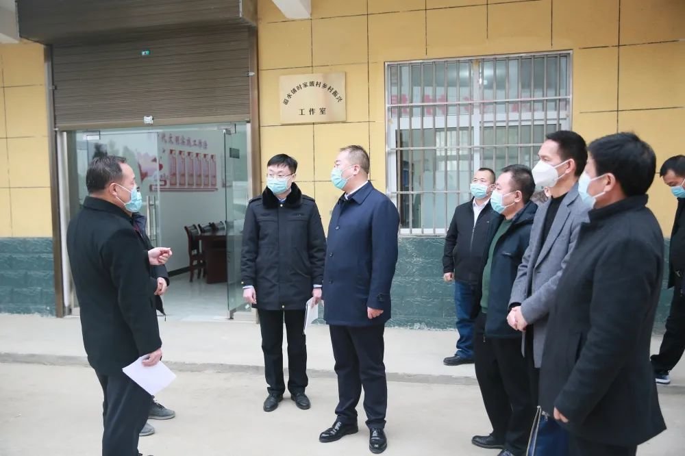 汉中市生态环境局党组书记局长吴辉带队赴定点帮扶村调研走访