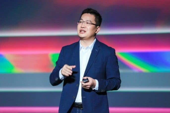 升任小米集团总裁!卢伟冰感谢雷军信任:必全力以赴_凤凰网