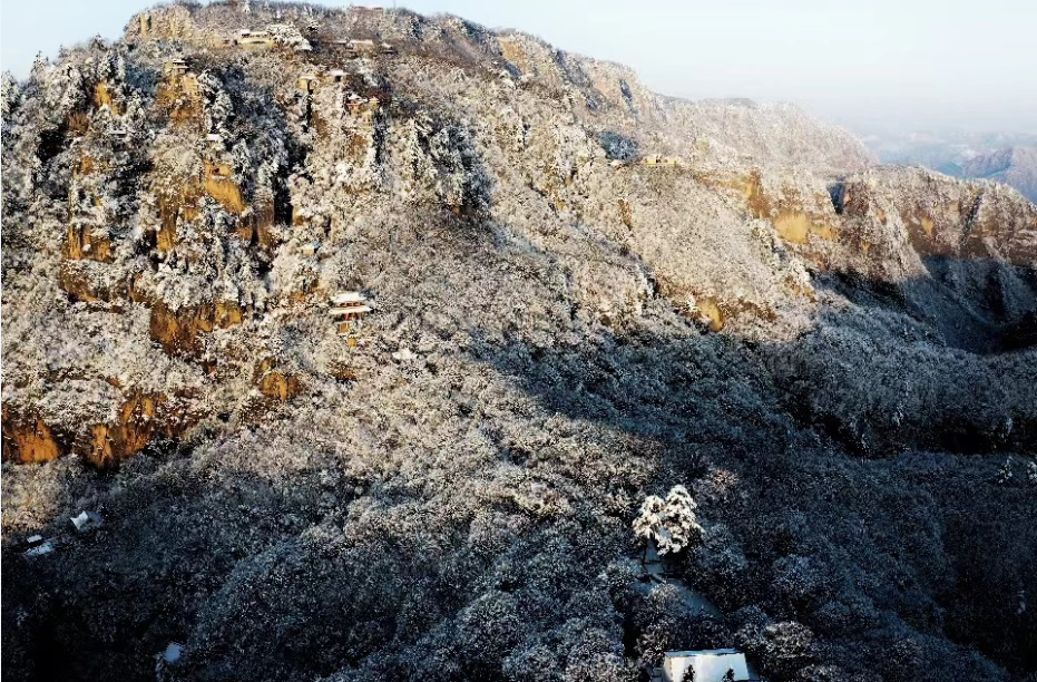 崆峒山雪景图片图片