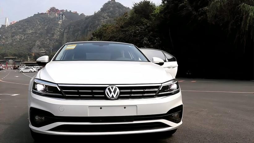 MG7对比凌渡L，谁才是最适合年轻人的第一辆轿跑？