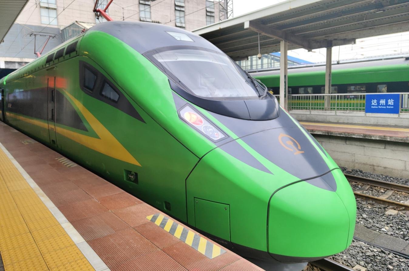 四川达州至西安进入"动车时代":"复兴号"动集动车组正式开行凤凰网