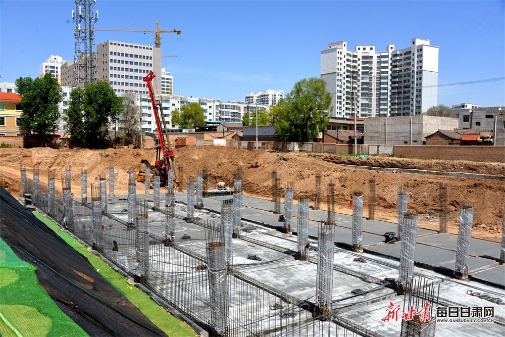 ▲2022年4月21日，隴西縣中醫藥產業孵化園建設項目工地。新甘肅·每日甘肅網通訊員 崔翔龍