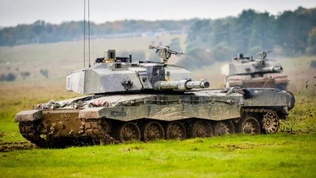 凤凰早报|俄特别军事行动领导层换人;反华组织捏造“新疆警察名单”被群嘲