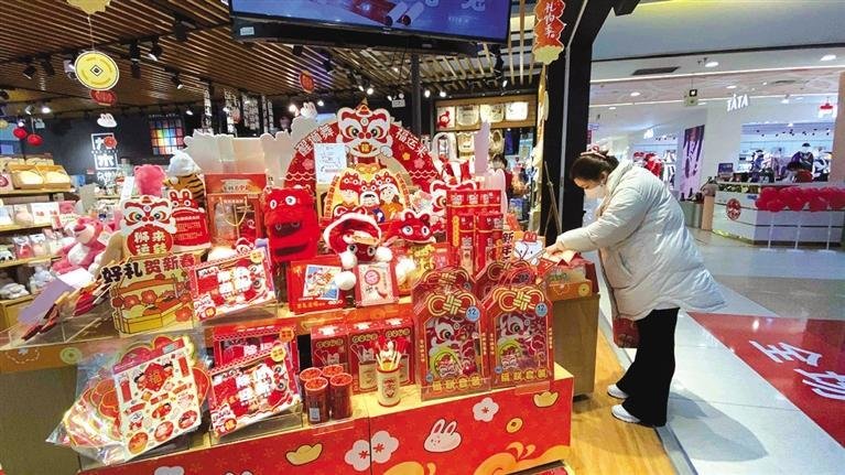 市民在王府井百货购物