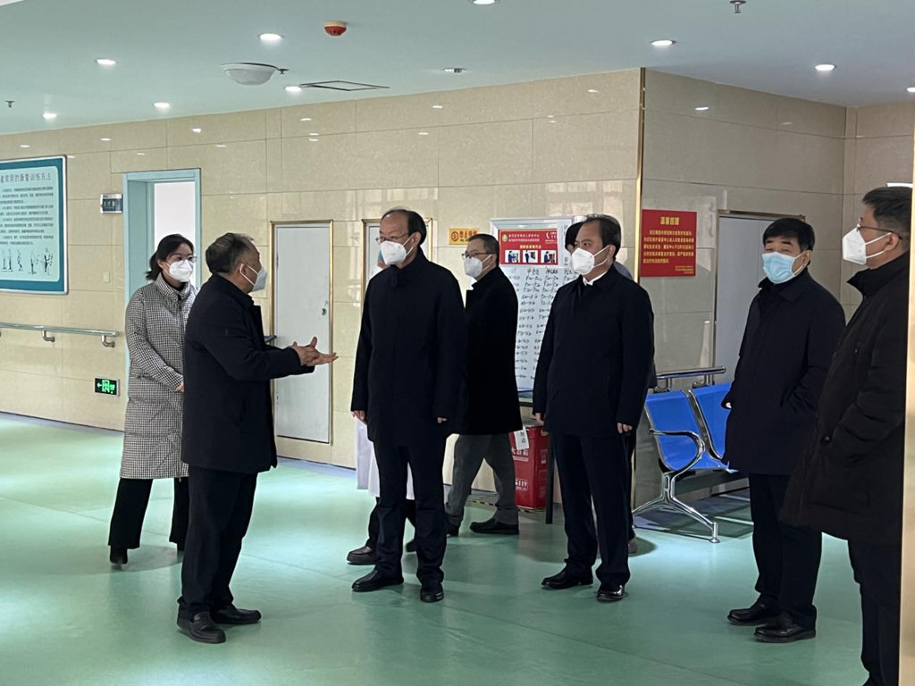 中国残联党组书记、理事长周长奎一行深入驻马店市调研残疾人工作