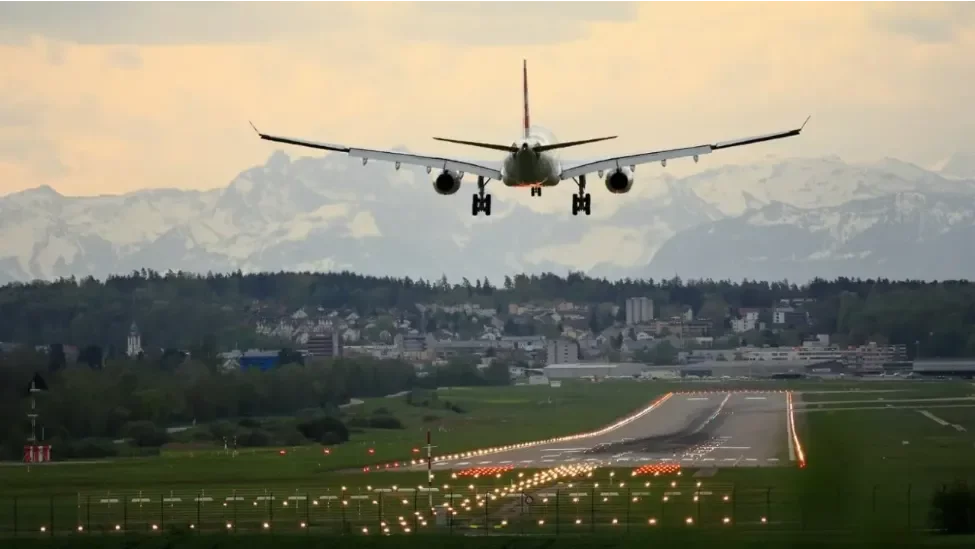 韩国和欧盟对中国航班限制加码，国际航线复航不易票价难降