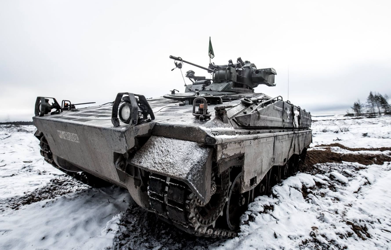 德国在对乌援助“黄鼠狼”1步兵战车后，提供“豹”2主战坦克也并非不可能。