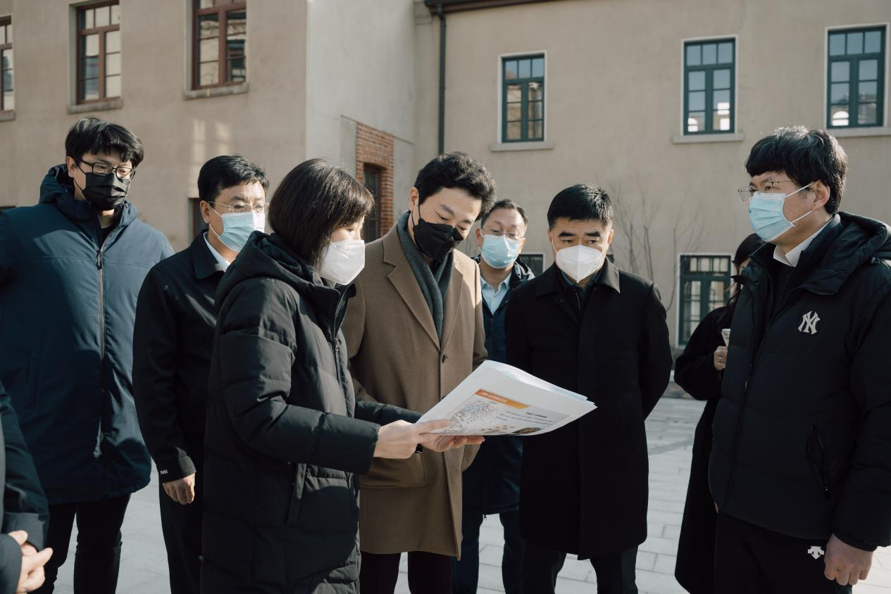 用琴声唤醒里院,吕思清重游旧居