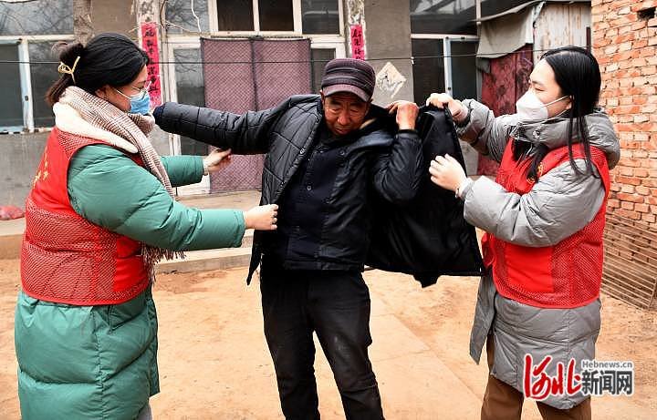 河北石家庄市栾城区：新年慰问困难群众1.jpg