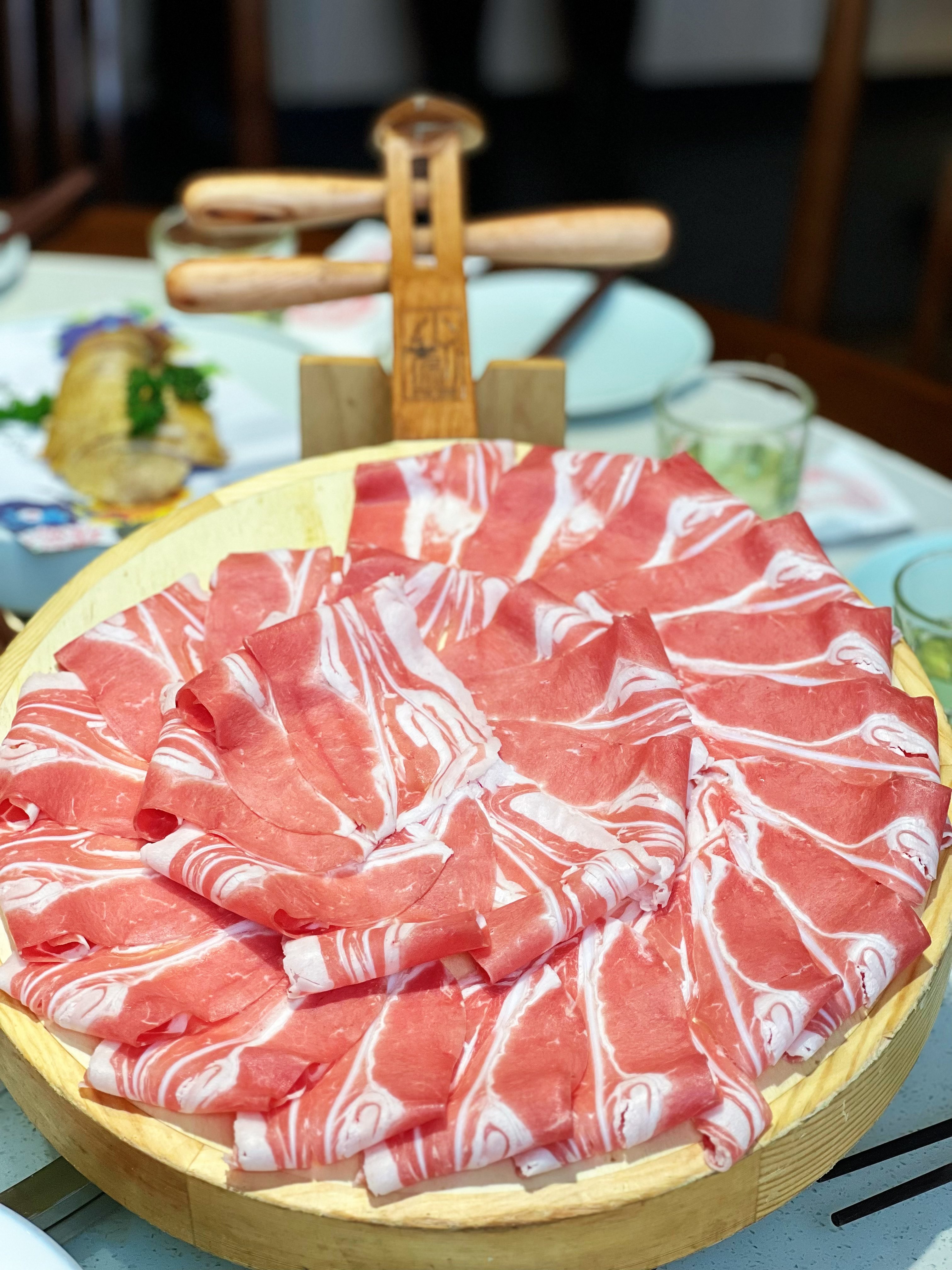 小丫涮创始人李小丫：干餐饮没有捷径 复苏市场靠的是人心