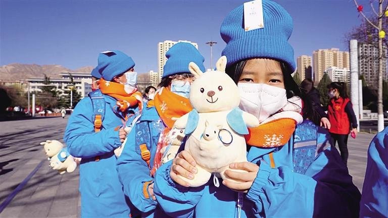 孩子们十分开心