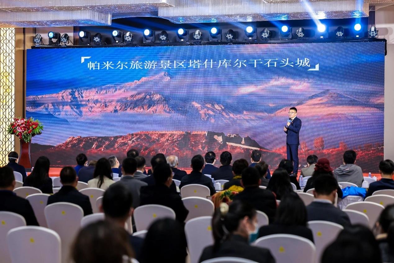 新闻链接一:“深喀同心·善行致远”公益行动计划的“五个一”和“二十项”主要任务
