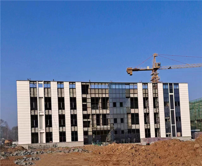 信阳国家农业科技园核心区建设项目  首栋茶叶加工厂厂房顺利完工