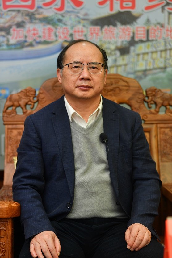 李建毛:十二届省政协委员,湖南师范大学教授