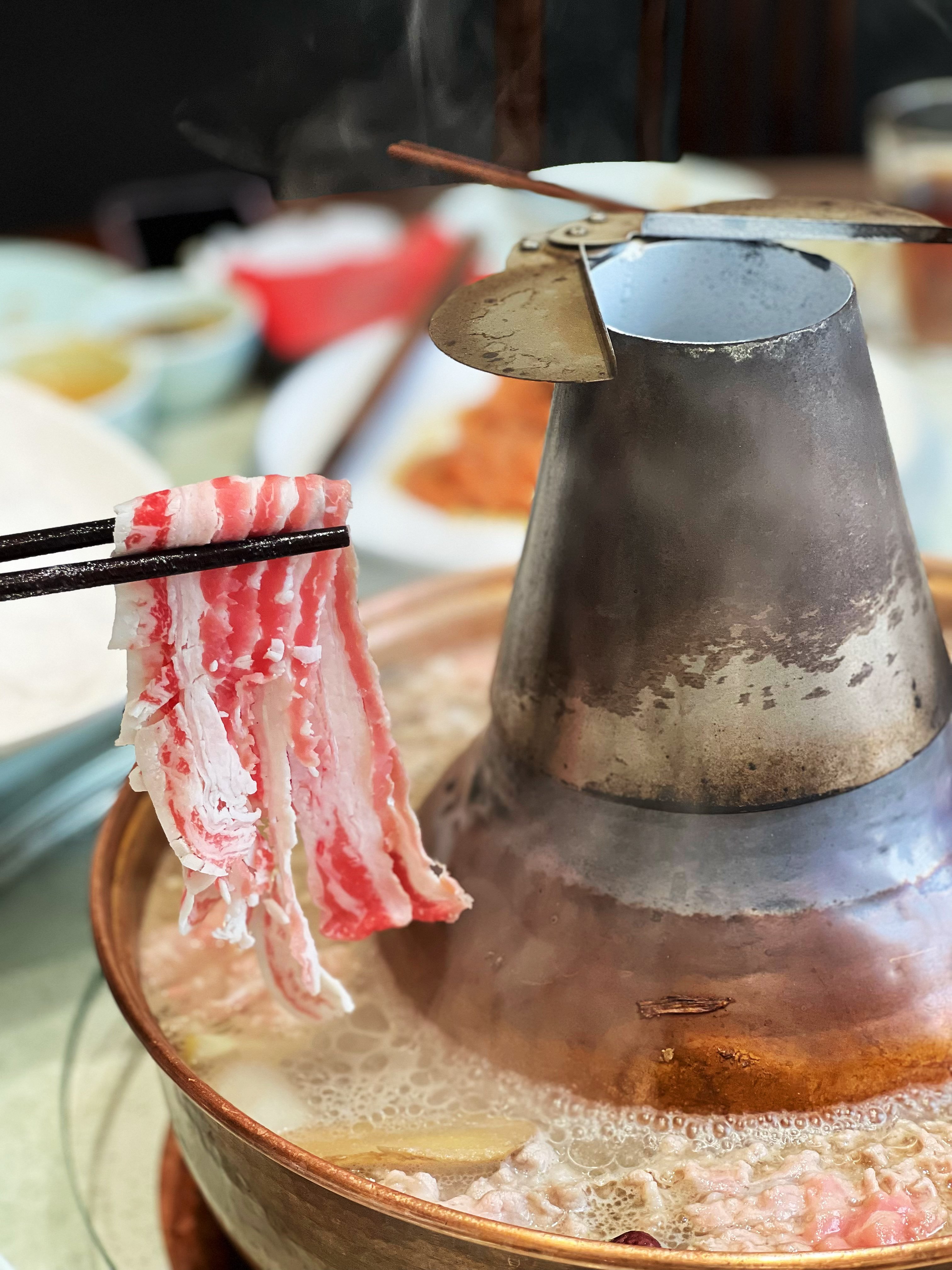 小丫涮创始人李小丫：干餐饮没有捷径 复苏市场靠的是人心