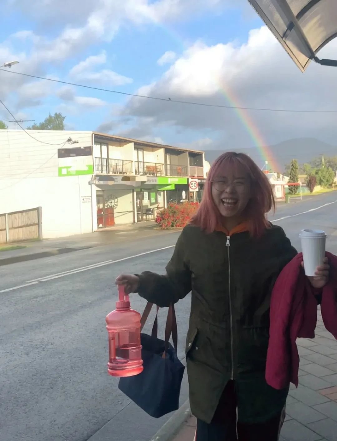 俺陵容下班回家路上