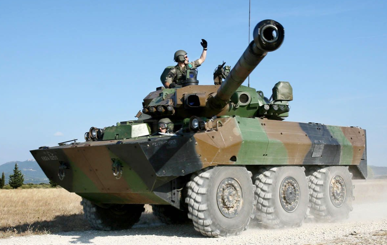 AMX-10RC战车作为一款服役44年的老车，其夜视能力放在今天依旧先进。
