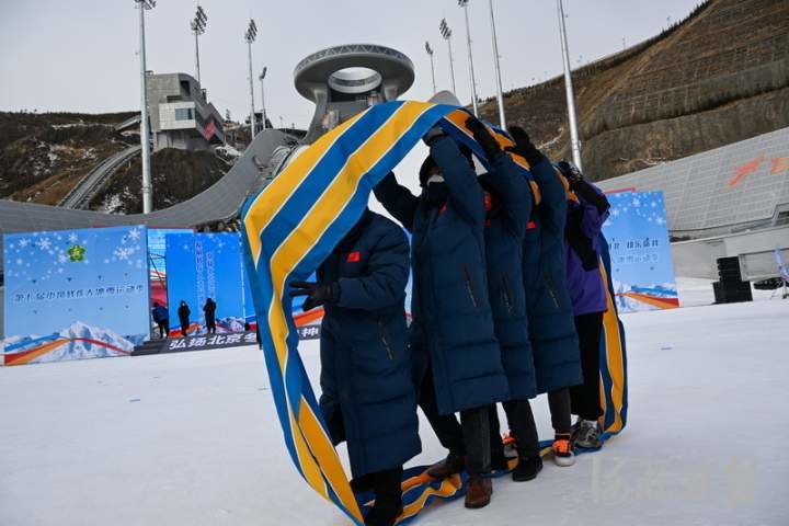 河北张家口：冰雪河北 快乐你我5.jpg