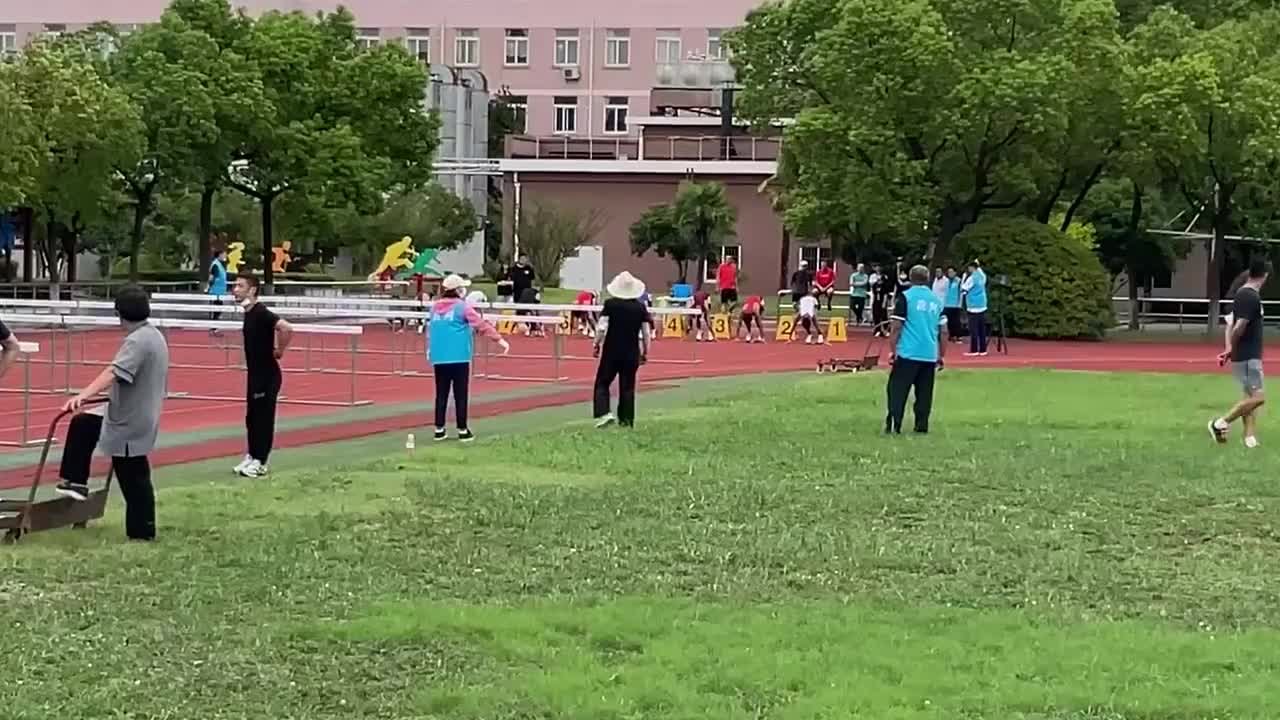 上海市第十七届运动会闭幕，这里有未来的刘翔和“多金王”