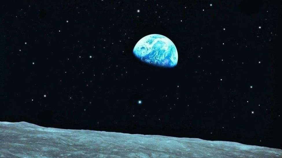 相对于宇宙来说 光速其实很慢