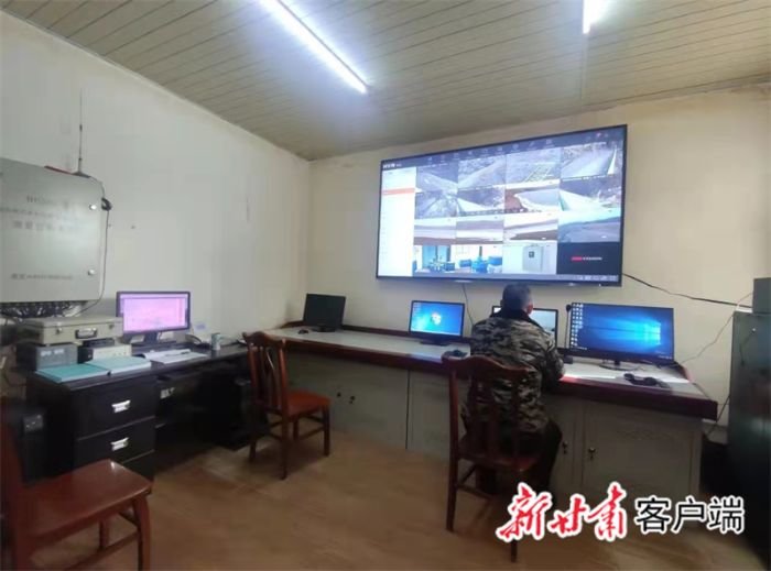 祁连山下“守水人”：有人坚守22年 每次巡河需8小时