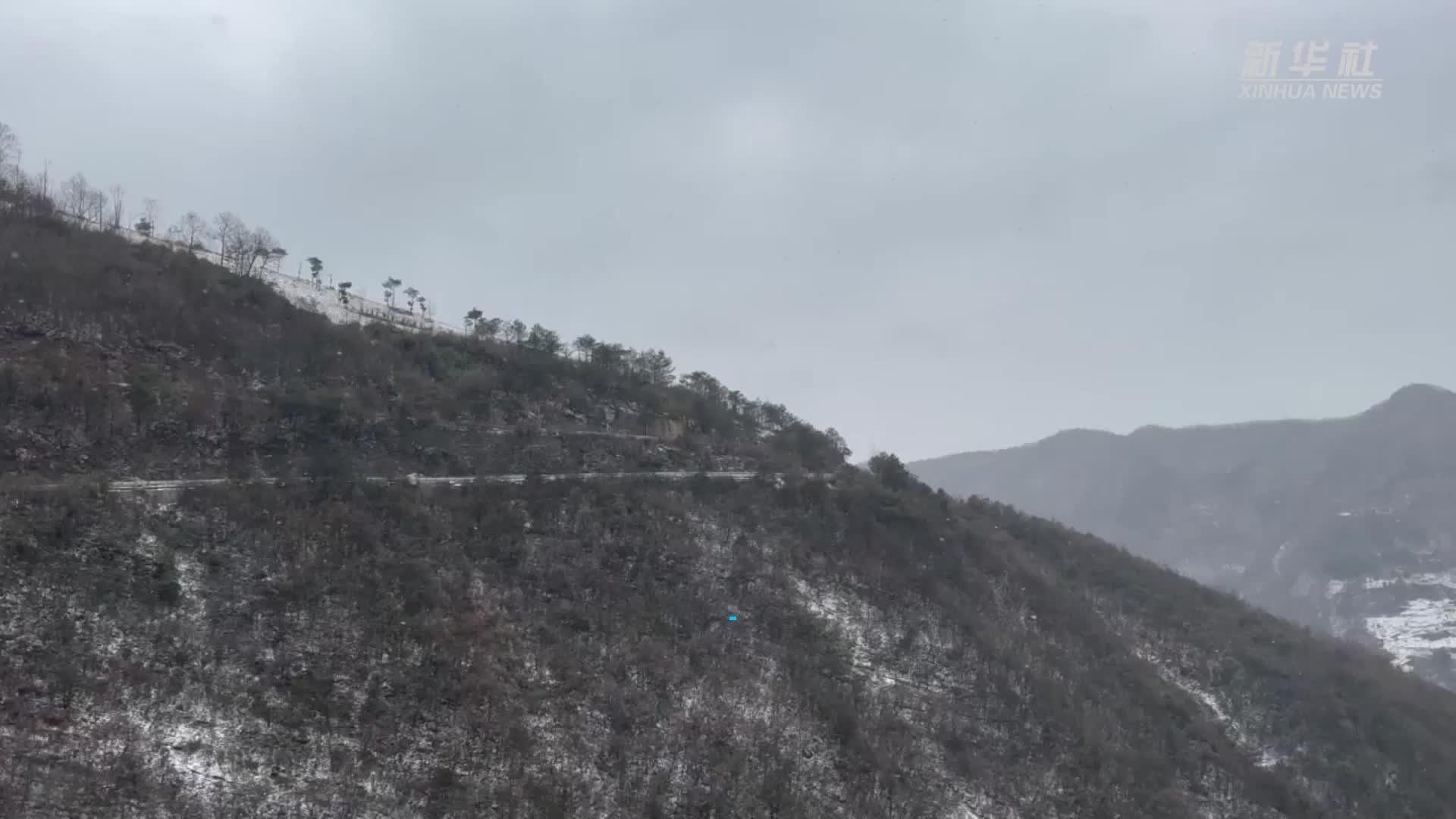 千城年俗｜制腊肉备年货 秦巴山区小院年味浓