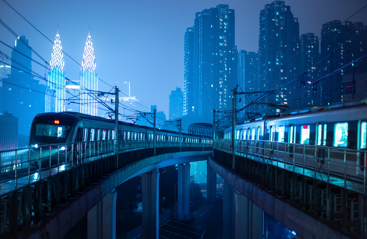 除夕夜重庆邀你观焰火表演还保你回家:部分公交、轨道将延时运营至次日凌晨1:00