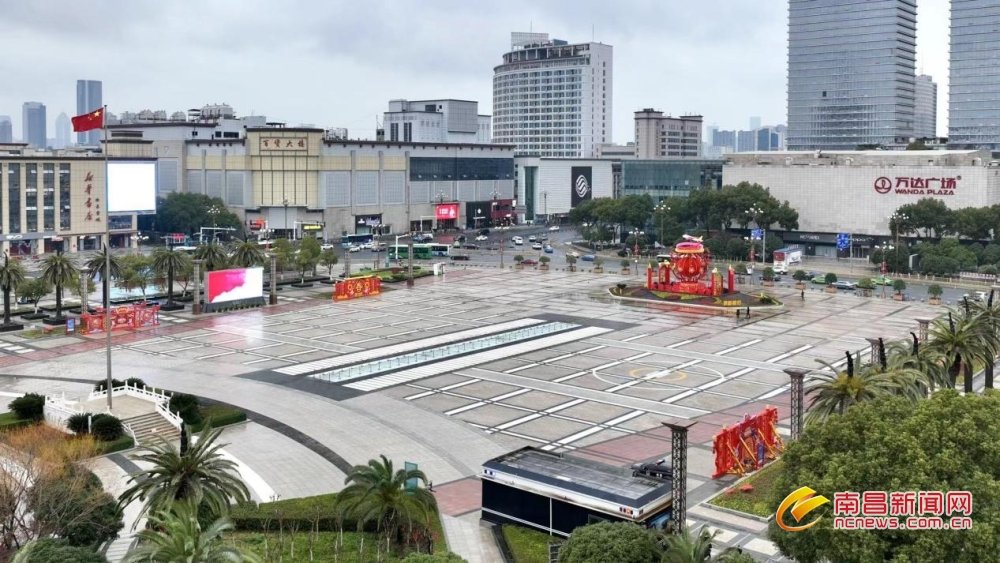 南昌八一广场新春花卉造型亮相（图）